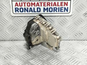Usados Mecanismo de cerradura de puerta de 4 puertas derecha delante Audi A3 Sportback (8VA/8VF) 2.0 TDI 16V Precio € 34,99 IVA incluido ofrecido por Automaterialen Ronald Morien B.V.
