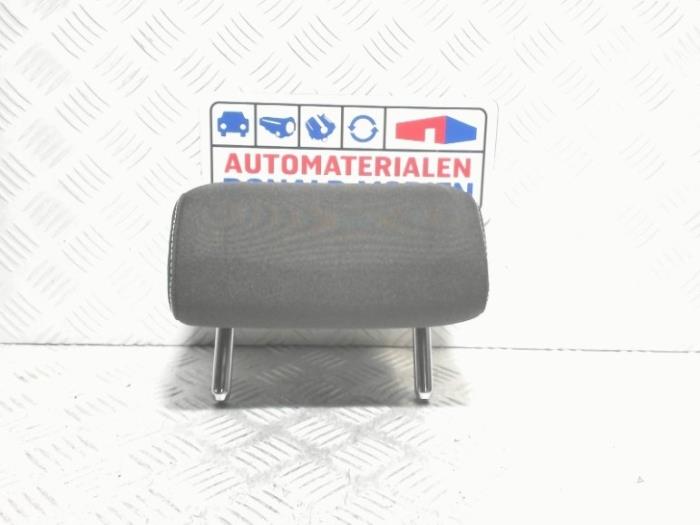 Gebrauchte Kopfstütze Volkswagen Golf VII (AUA) 1.6 TDI BlueMotion 16V Preis € 25,00 Margenregelung angeboten von Automaterialen Ronald Morien B.V.