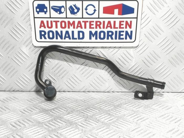 Nya Vattenrör Volkswagen Passat Variant (3G5) 1.6 TDI 16V Pris € 14,99 Inklusive moms erbjuds av Automaterialen Ronald Morien B.V.