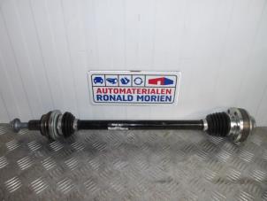 Used Drive shaft, rear left Volkswagen T-Roc 1.5 TSI Evo BMT 4Motion 16V Price € 124,99 Inclusive VAT offered by Automaterialen Ronald Morien B.V.