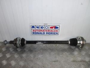 Used Drive shaft, rear left Volkswagen T-Roc 1.5 TSI Evo BMT 4Motion 16V Price € 115,00 Inclusive VAT offered by Automaterialen Ronald Morien B.V.