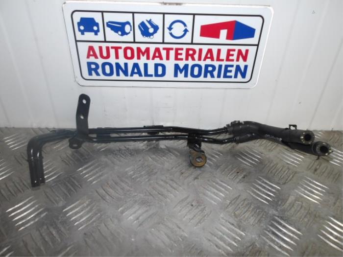 Neue Wasserrohr Volkswagen Crafter Preis € 14,99 Mit Mehrwertsteuer angeboten von Automaterialen Ronald Morien B.V.
