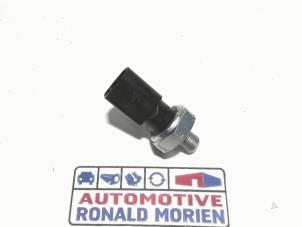 New Oil pressure switch Volkswagen Crafter (SY) 2.0 TDI Price € 9,99 Inclusive VAT offered by Automaterialen Ronald Morien B.V.
