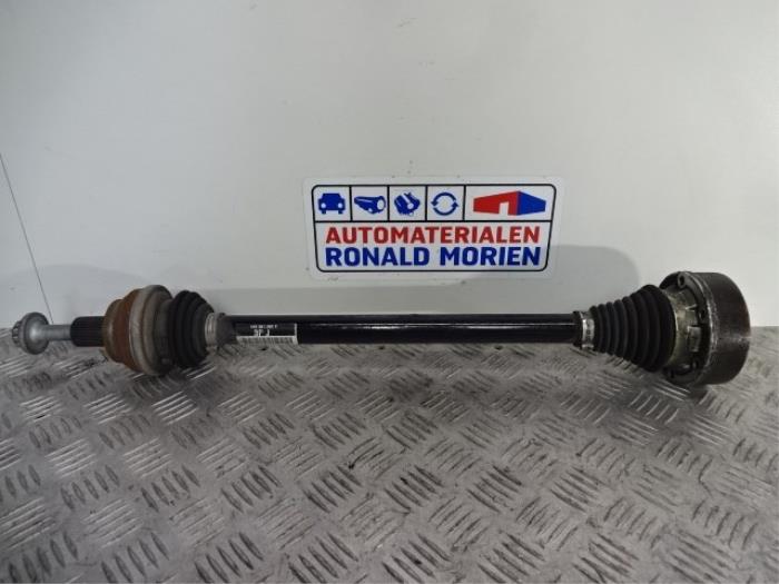 Gebrauchte Antriebswelle links hinten Volkswagen Tiguan (5N1/2) 2.0 TDI 16V 4Motion Preis € 59,29 Mit Mehrwertsteuer angeboten von Automaterialen Ronald Morien B.V.