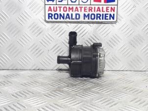 Neuf Pompe à eau supplémentaire Volkswagen Golf VIII (CD1) 1.4 GTE 16V Prix € 34,99 Prix TTC proposé par Automaterialen Ronald Morien B.V.