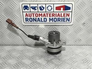 Nuevos Bomba de agua Audi A1 Sportback (8XA/8XF) 1.6 TDI 16V Precio € 85,00 IVA incluido ofrecido por Automaterialen Ronald Morien B.V.