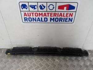Used Rear bumper bracket central Volkswagen CC (358) 2.0 TSI 16V Price € 20,00 Inclusive VAT offered by Automaterialen Ronald Morien B.V.