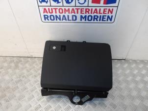 Used Glovebox Volkswagen CC (358) 2.0 TSI 16V Price € 45,00 Inclusive VAT offered by Automaterialen Ronald Morien B.V.