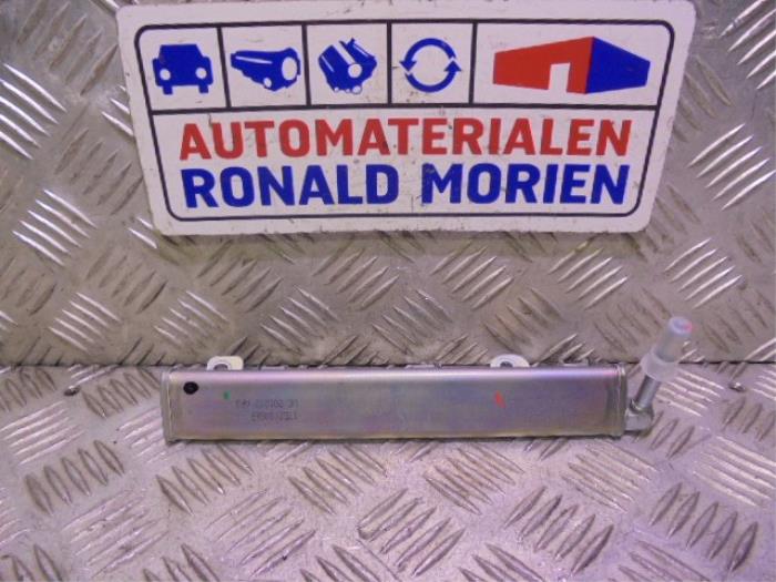 Neue Kraftstoffverteiler Renault Twingo III (AH) 1.0 SCe 75 12V Preis € 20,00 Mit Mehrwertsteuer angeboten von Automaterialen Ronald Morien B.V.