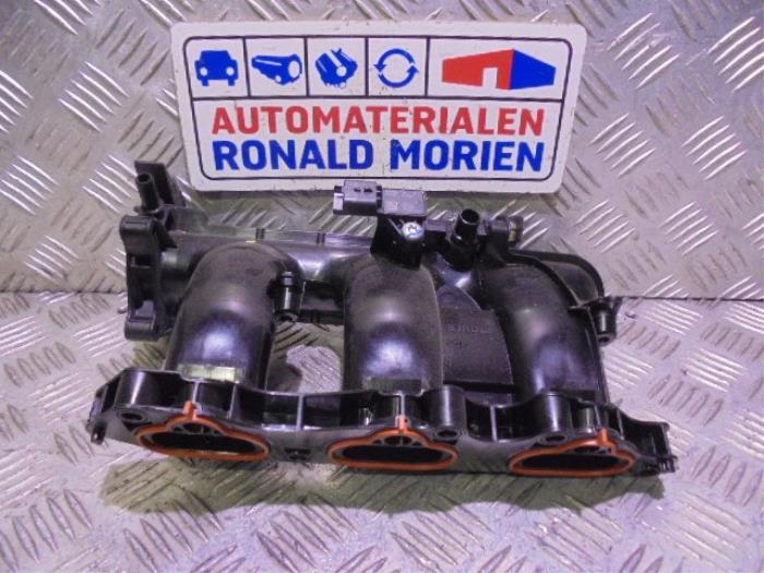 Nowe Kolektor dolotowy Renault Clio V (RJAB) 1.0 TCe 100 12V Bi-Fuel Cena € 195,00 Z VAT oferowane przez Automaterialen Ronald Morien B.V.