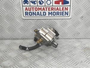 New Mechanical fuel pump Volkswagen Golf Price € 235,95 Inclusive VAT offered by Automaterialen Ronald Morien B.V.