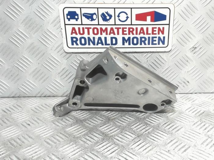 New Engine mount Audi A1 Sportback (8XA/8XF) 1.6 TDI 16V Price € 24,20 Inclusive VAT offered by Automaterialen Ronald Morien B.V.