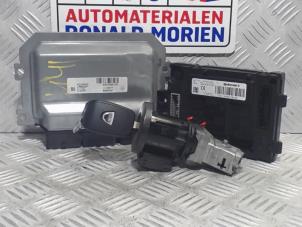 Used Engine management computer Dacia Sandero II 1.0 Sce 12V Price € 295,00 Margin scheme offered by Automaterialen Ronald Morien B.V.
