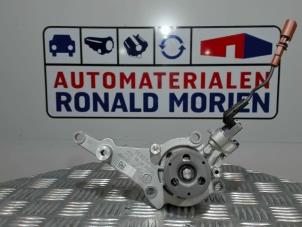 New Water pump Volkswagen Touran (5T1) 2.0 TDI 150 Price € 85,00 Inclusive VAT offered by Automaterialen Ronald Morien B.V.