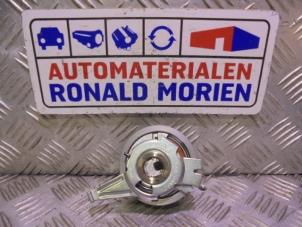 New Timing belt tensioner Volkswagen Crafter (SY) 2.0 TDI 4Motion Price € 25,00 Inclusive VAT offered by Automaterialen Ronald Morien B.V.