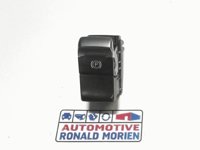 Gebrauchte Handbremse Schalter Audi A4 Avant (B8) 1.8 TFSI 16V Preis € 19,00 Margenregelung angeboten von Automaterialen Ronald Morien B.V.