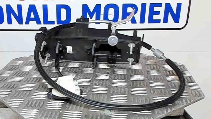 Neuf Divers Audi A4 Avant (B9) 1.4 TFSI 16V Prix € 54,45 Prix TTC proposé par Automaterialen Ronald Morien B.V.