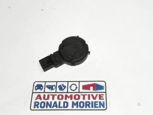 Used Rain sensor Audi A4 Avant (B8) 1.8 TFSI 16V Price € 49,00 Margin scheme offered by Automaterialen Ronald Morien B.V.