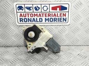 Used Door window motor Porsche Panamera (970) 3.0 D V6 24V Price € 50,00 Inclusive VAT offered by Automaterialen Ronald Morien B.V.