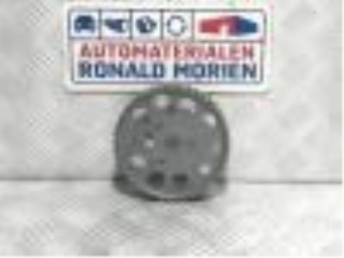 Begagnade Kamaxeldrev Volkswagen Transporter/Caravelle T6 2.0 TDI Pris € 25,00 Inklusive moms erbjuds av Automaterialen Ronald Morien B.V.