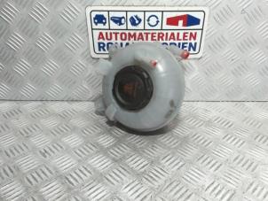 Used Expansion vessel Seat Ateca (5FPX) 1.0 TSI 12V Price € 9,99 Inclusive VAT offered by Automaterialen Ronald Morien B.V.