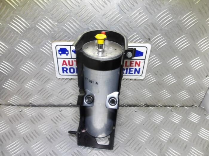 Gebrauchte Kraftstofffilter Volkswagen Transporter/Caravelle T6 2.0 TDI 150 4Motion Preis € 34,99 Mit Mehrwertsteuer angeboten von Automaterialen Ronald Morien B.V.