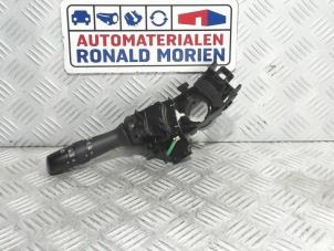 Używane Przelacznik Combi kolumny kierownicy Peugeot 108 1.0 12V Cena € 35,00 Procedura marży oferowane przez Automaterialen Ronald Morien B.V.