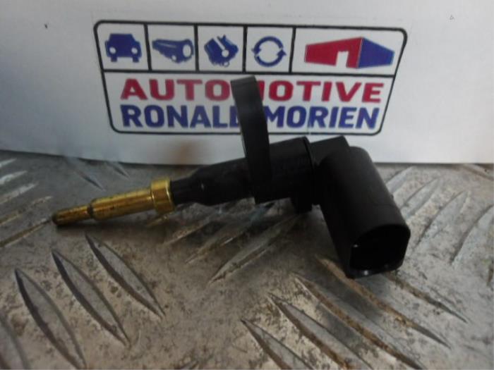 New Engine temperature sensor Volkswagen Scirocco Price € 20,00 Inclusive VAT offered by Automaterialen Ronald Morien B.V.