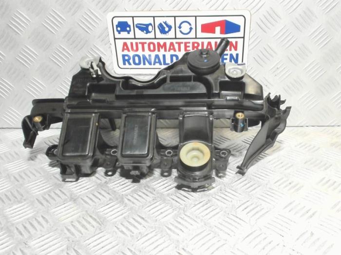 Neue Ventildeckel Nissan X-Trail (T32) 1.7 dCi All Mode Preis € 75,00 Mit Mehrwertsteuer angeboten von Automaterialen Ronald Morien B.V.