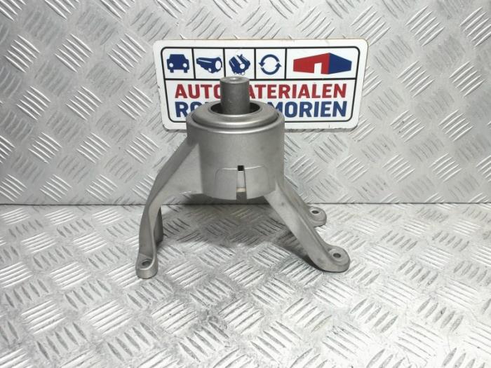 Used Engine mount Volkswagen Transporter/Caravelle T6 2.0 TDI 204 4Motion Price € 34,99 Inclusive VAT offered by Automaterialen Ronald Morien B.V.