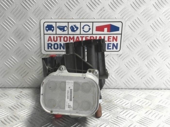Ölfilterhalter van een Volkswagen Transporter/Caravelle T6 2.0 TDI 150 4Motion 2021