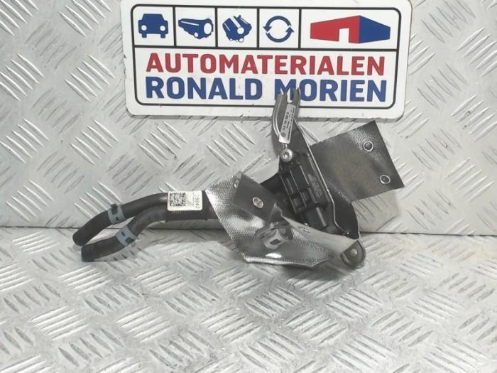 Begagnade Partikelfiltersensor Volkswagen Transporter/Caravelle T6 2.0 TDI 204 4Motion Pris € 25,00 Inklusive moms erbjuds av Automaterialen Ronald Morien B.V.