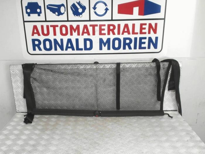 Begagnade Lastnät Mercedes B (W246/W242) 1.6 B-200 BlueEFFICIENCY Turbo 16V Pris € 95,00 Marginaltabell erbjuds av Automaterialen Ronald Morien B.V.