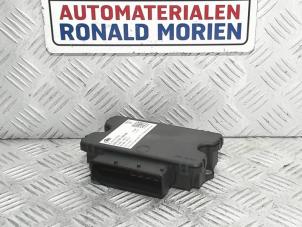 Used Parking brake module Porsche Panamera (970) 3.0 D V6 24V Price € 115,00 Inclusive VAT offered by Automaterialen Ronald Morien B.V.