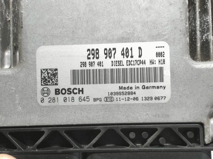 Ordinateur d'admission d'un Porsche Panamera (970) 3.0 D V6 24V 2012