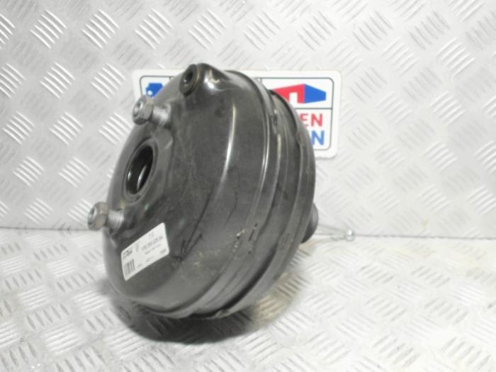 Usagé Servo frein Porsche Panamera (970) 3.0 D V6 24V Prix € 49,01 Prix TTC proposé par Automaterialen Ronald Morien B.V.