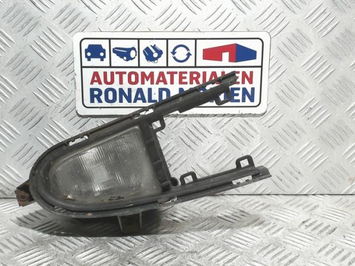 Fog light, front right from a Ford Galaxy (WGR) 2.8i V6 1999