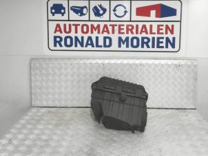 Used Air filter Ford Galaxy (WGR) 2.8i V6 Price € 35,00 Margin scheme offered by Automaterialen Ronald Morien B.V.