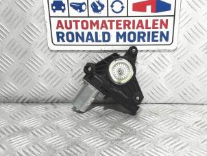 Used Door window motor Volvo V40 (MV) 2.0 D4 16V Price € 25,00 Margin scheme offered by Automaterialen Ronald Morien B.V.