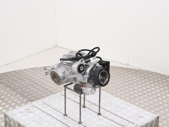 Gebrauchte Differential hinten Volkswagen Transporter/Caravelle T6 2.0 TDI 150 California 4Motion Preis € 1.687,95 Mit Mehrwertsteuer angeboten von Automaterialen Ronald Morien B.V.