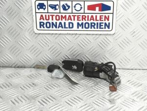 Gebrauchte Zündschloss + Schlüssel Peugeot Partner (EF/EU) 1.5 BlueHDi 130 Preis € 29,00 Margenregelung angeboten von Automaterialen Ronald Morien B.V.