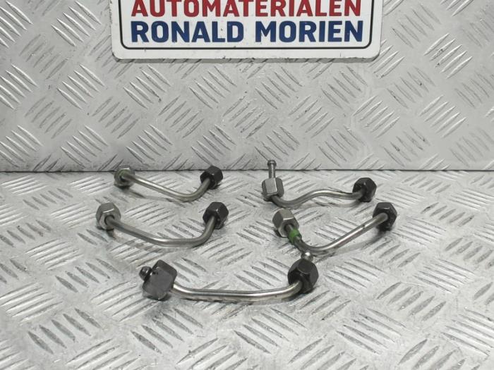 Gebrauchte Dieselleitung Set Peugeot Partner (EA//EF/EN/EU) 1.5 BlueHDi 130 Preis € 25,00 Margenregelung angeboten von Automaterialen Ronald Morien B.V.