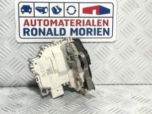 Used Rear door lock mechanism 4-door, left Audi A4 Avant (B9) 2.0 TDI Ultra 16V Price € 34,99 Inclusive VAT offered by Automaterialen Ronald Morien B.V.