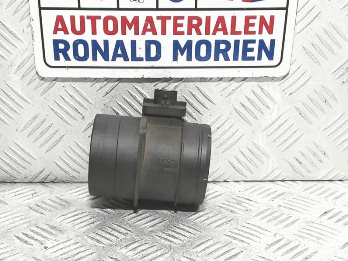 Begagnade Luftflödesmätare Audi A4 Avant (B9) 2.0 TDI Ultra 16V Pris € 15,00 Marginaltabell erbjuds av Automaterialen Ronald Morien B.V.