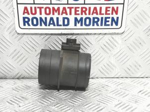 Usados Medidor de flujo de aire Audi A4 Avant (B9) 2.0 TDI Ultra 16V Precio € 15,00 Norma de margen ofrecido por Automaterialen Ronald Morien B.V.