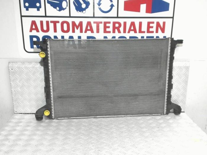 Gebrauchte Kühler Audi A4 Avant (B9) 2.0 TDI Ultra 16V Preis € 50,00 Mit Mehrwertsteuer angeboten von Automaterialen Ronald Morien B.V.