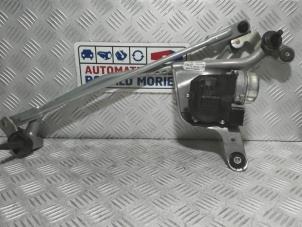 Used Wiper motor + mechanism Audi E-tron (GEN) 55 Price € 115,00 Inclusive VAT offered by Automaterialen Ronald Morien B.V.