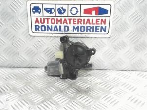 Used Door window motor Audi Q2 (GAB/GAG) 1.0 TFSI 12V Price € 9,99 Inclusive VAT offered by Automaterialen Ronald Morien B.V.