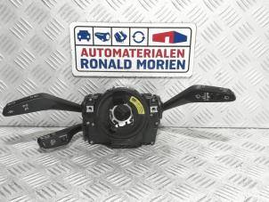 Used Steering column stalk Audi E-tron (GEN) 55 Price € 149,00 Inclusive VAT offered by Automaterialen Ronald Morien B.V.
