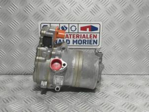 Usados Bomba de aire acondicionado Audi E-tron (GEN) 55 Precio € 375,00 IVA incluido ofrecido por Automaterialen Ronald Morien B.V.